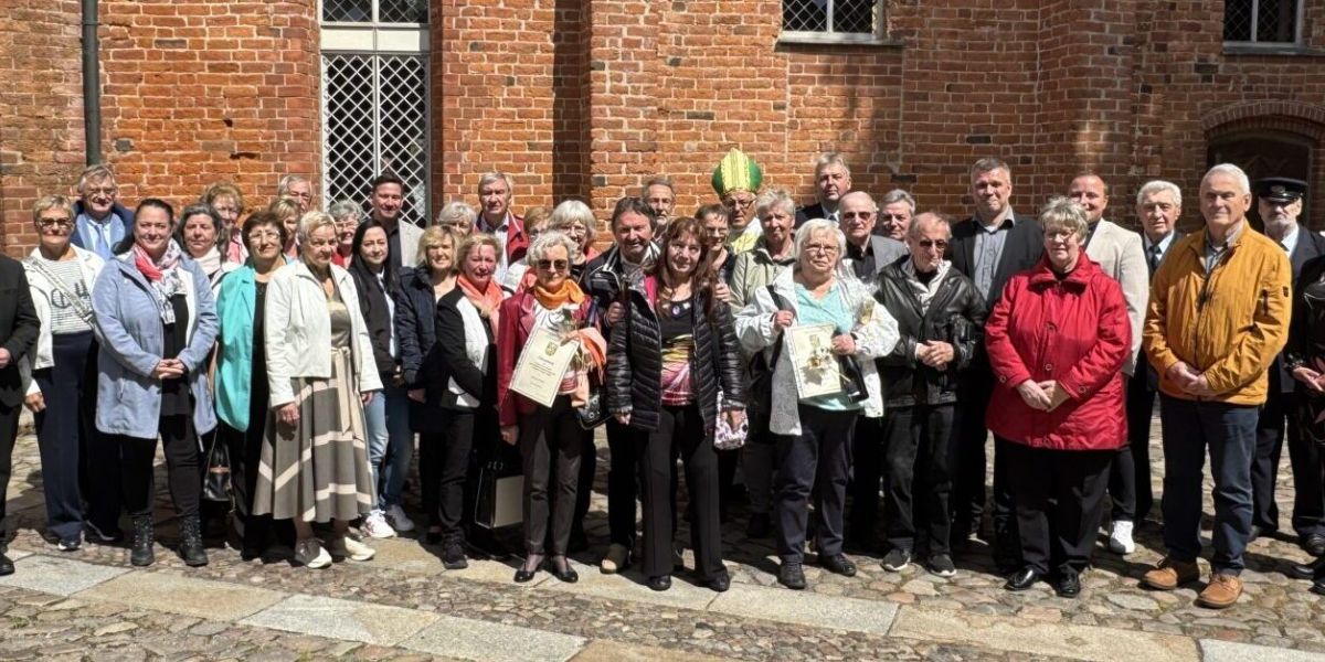 Gruppenbild Seniorenwoche Auszeichnung