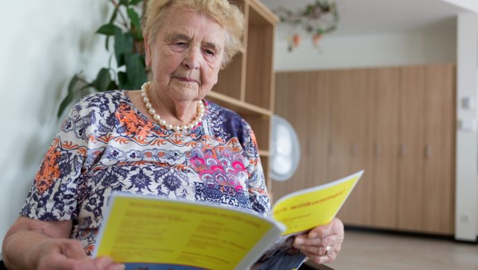 Im ASB-Objekt „Am Sonnenpark“ in Leipzig sind verschiedene Betreuungsformen in einem modernen Haus vereint. So kann genau das passende Angebot an Pflege und Betreuung gefunden werden.
Bild: Am Nachmittag gibt es für die bewohner verschiedene Möglichkeiten, ihre Freizeit zu verbringen.
