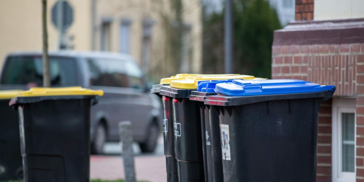 Kontrolle Gelbe Tonnen