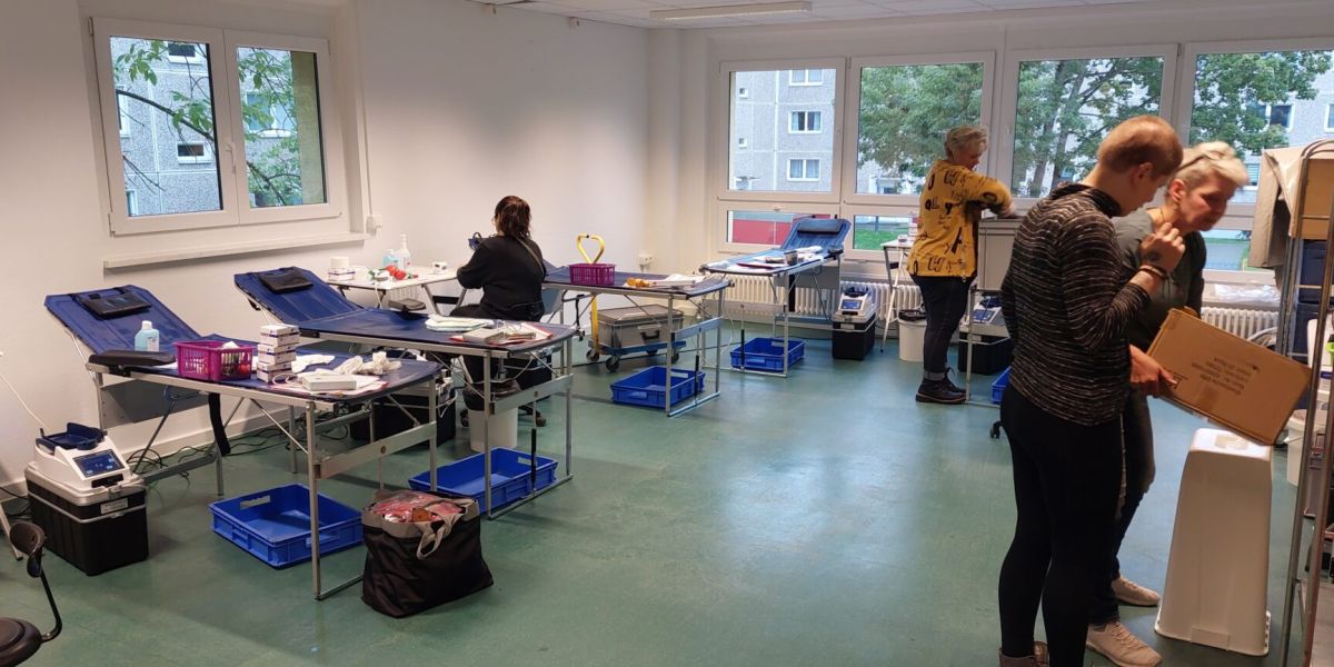 Der Strittmatter Raum im Stadtteilzentrum Kruemelkiste wird 14 taeglich zum mobilen Blutspendezentrum