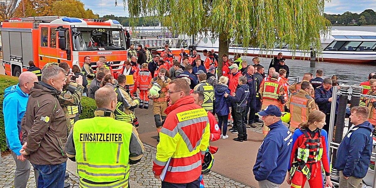 Rettungsübung Ruppiner See