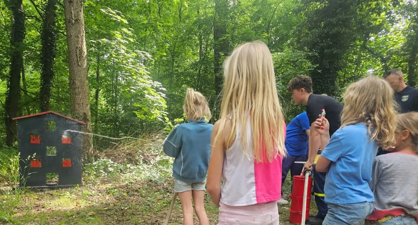 Lindow Kindertag Feierwehrübung