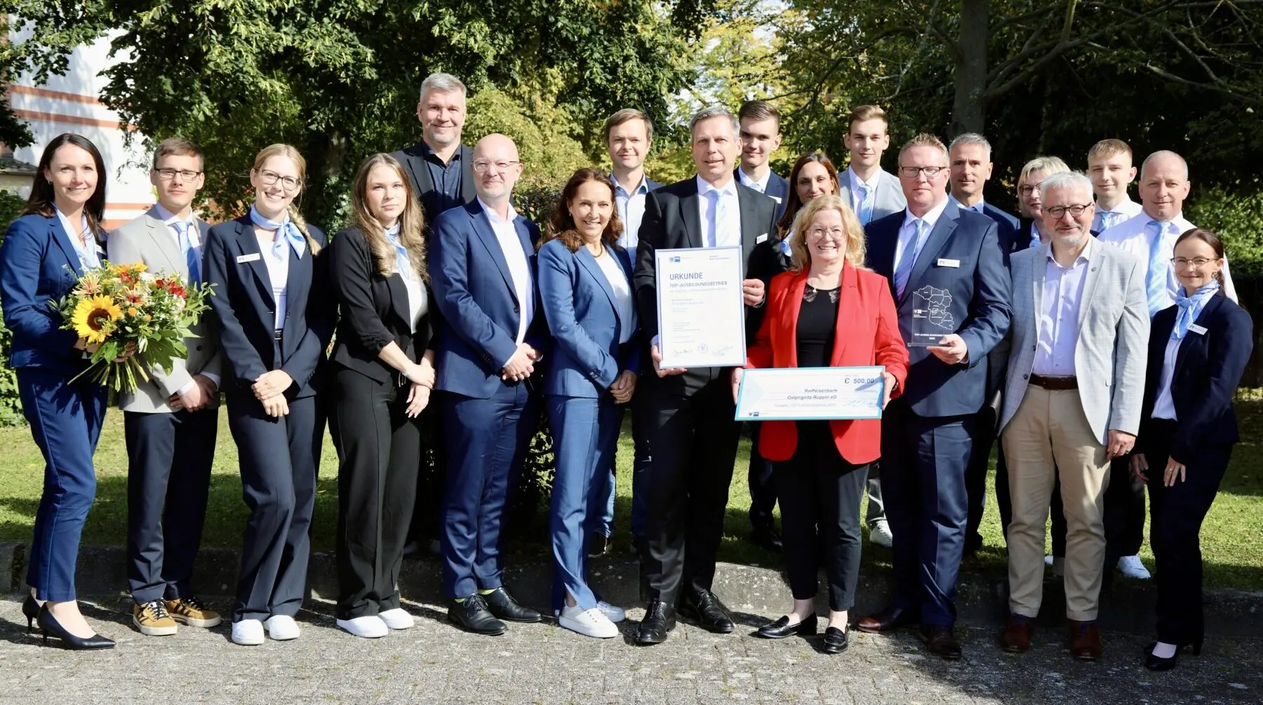TOP Ausbilder 2025 Raiffeisenbank30 TOP Ausbilder 2025 Raiffeisenbank30